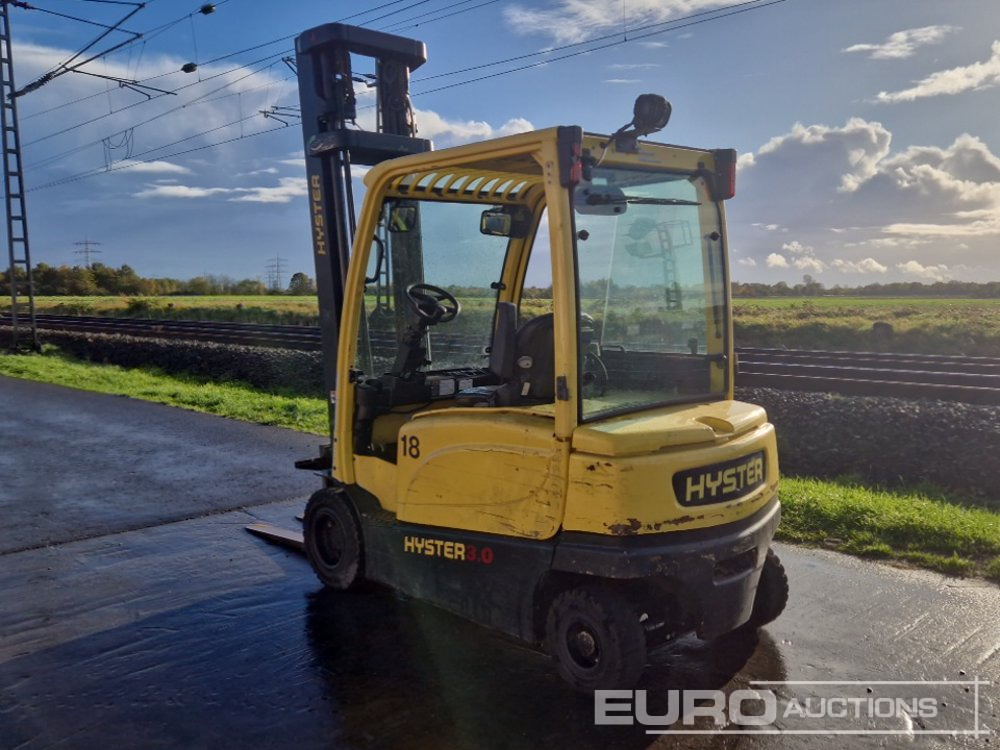 2016 Hyster J3.0XN 3 Ton Electric Forklift, 2 Stage Mast, Forks, - Carretilla elevadora eléctrica: foto 3 2016 Hyster J3.0XN 3 Ton Electric Forklift, 2 Stage Mast, Forks, - Carretilla elevadora eléctrica: foto 3