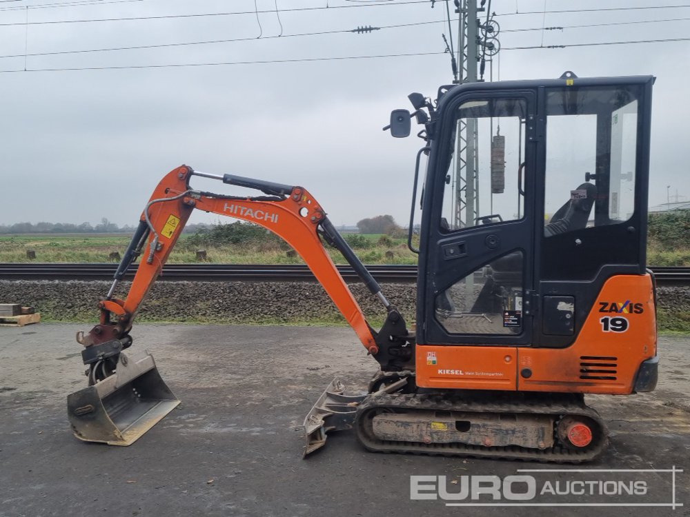 2019 Hitachi ZX19-5A CR - Miniexcavadora: foto 2 2019 Hitachi ZX19-5A CR - Miniexcavadora: foto 2