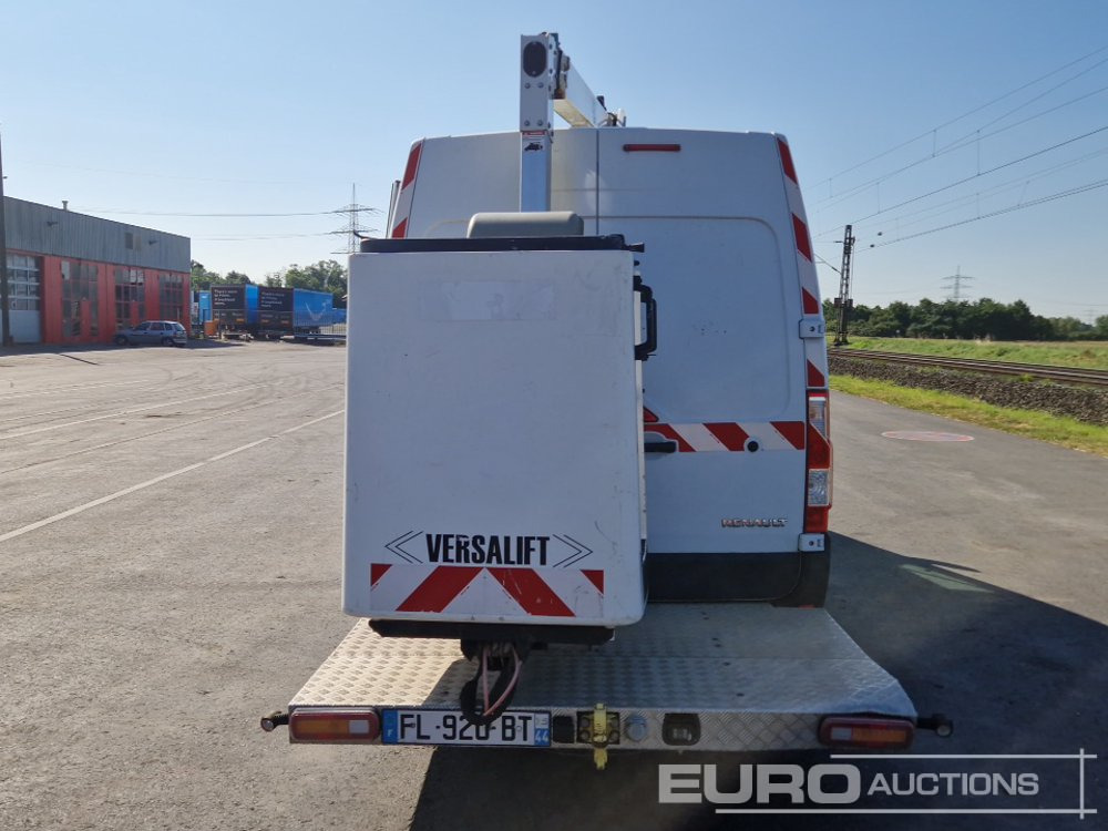2019 Renault Master - Camión con plataforma elevadora: foto 4 2019 Renault Master - Camión con plataforma elevadora: foto 4