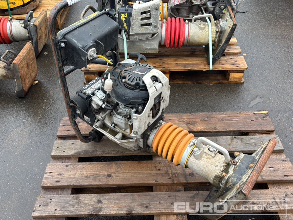 Ammann AVS60 - Construcción de carreteras: foto 1 Ammann AVS60 - Construcción de carreteras: foto 1