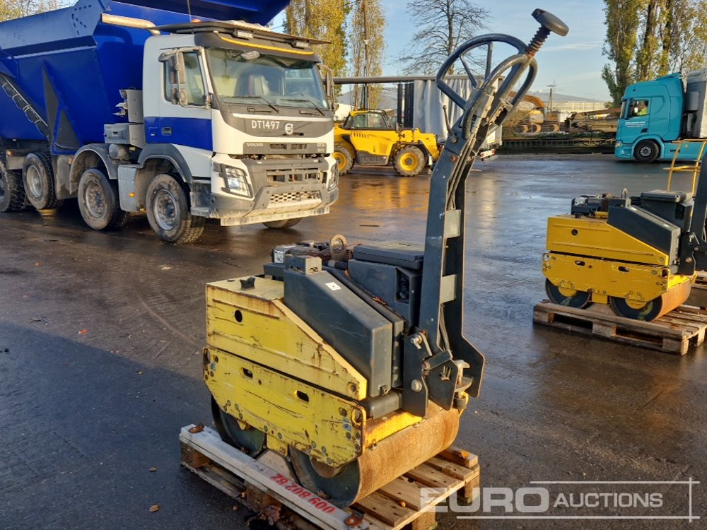 Bomag Walk Behind Double Drum Vibrating Roller - Construcción de carreteras: foto 4 Bomag Walk Behind Double Drum Vibrating Roller - Construcción de carreteras: foto 4