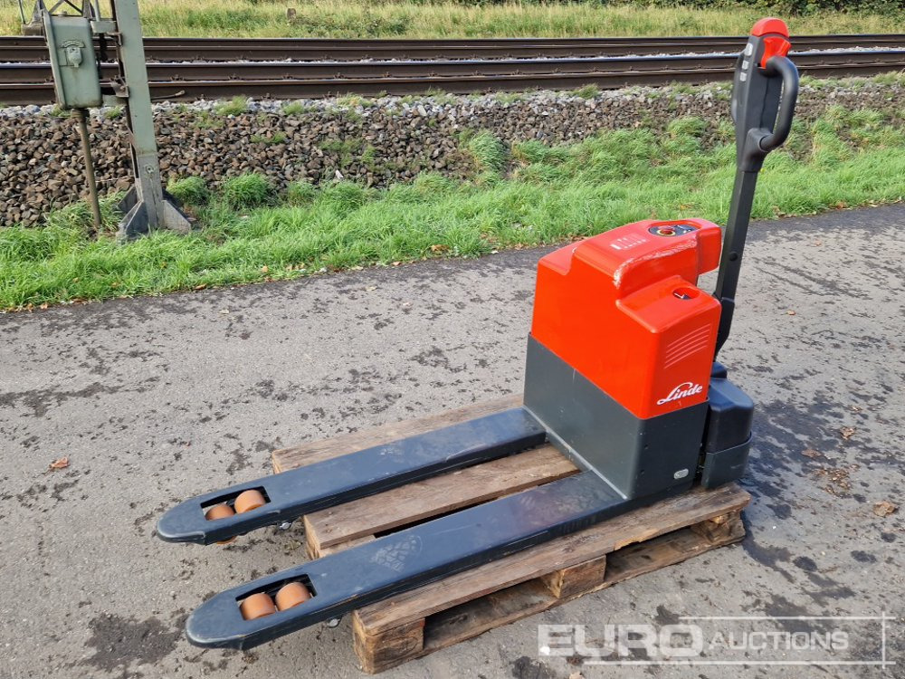 2020 Linde MT15 - Equipo de manutención: foto 1 2020 Linde MT15 - Equipo de manutención: foto 1