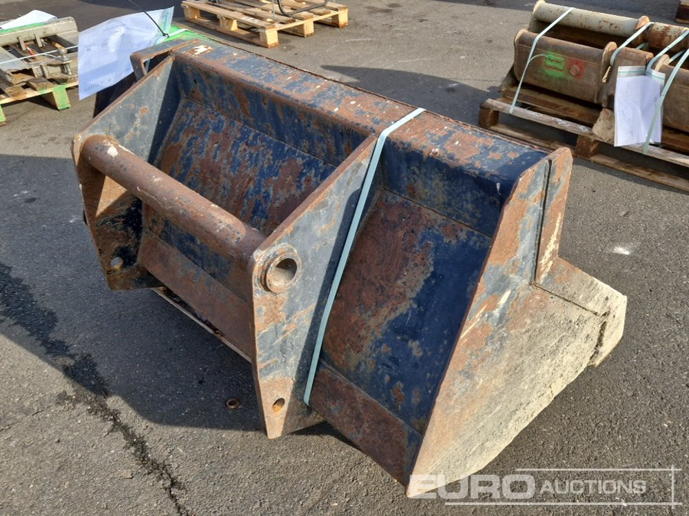 Front Loading Bucket to suit Manitou - Cazo: foto 3 Front Loading Bucket to suit Manitou - Cazo: foto 3