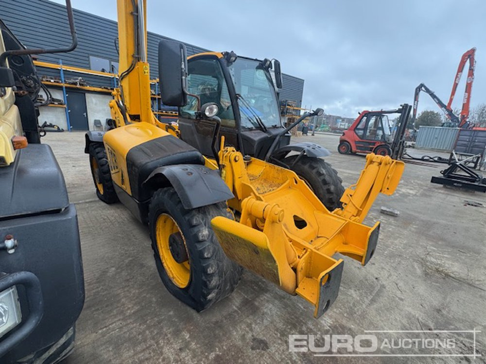 JCB 540-140 - Manipulador telescópico: foto 3 JCB 540-140 - Manipulador telescópico: foto 3