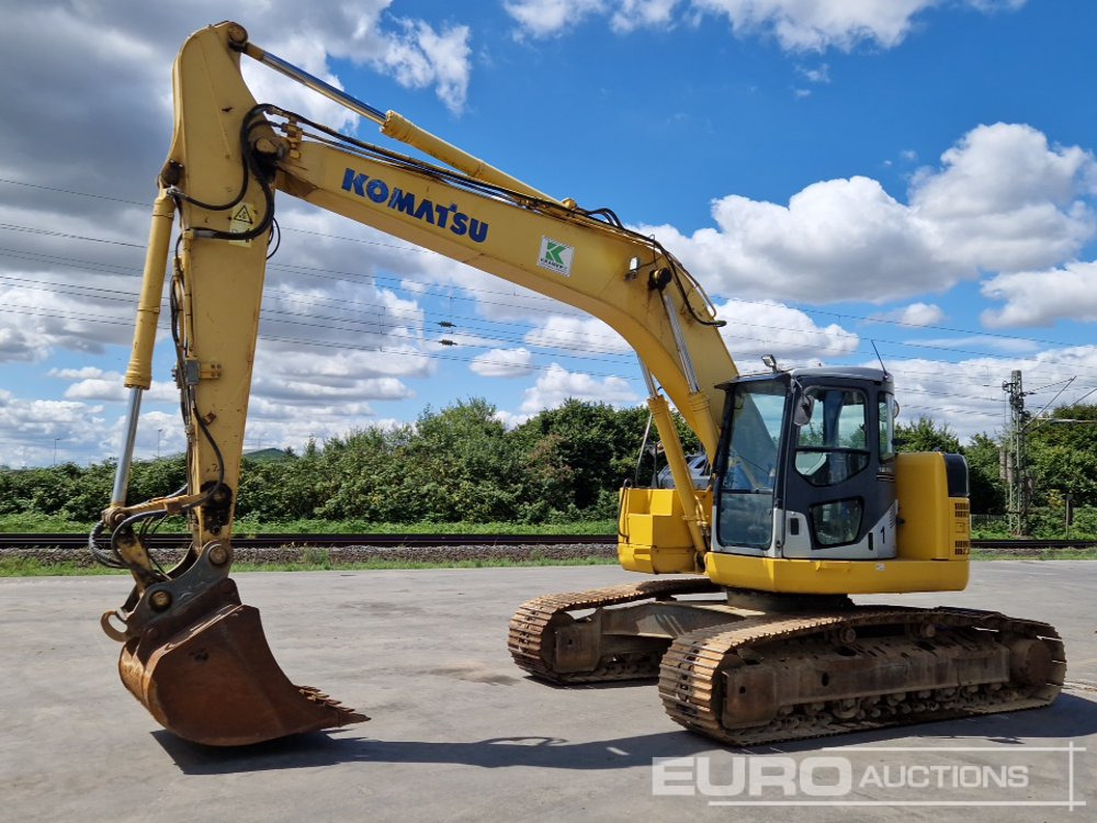 Komatsu PC228USLC-3N0 - Excavadora de cadenas: foto 1 Komatsu PC228USLC-3N0 - Excavadora de cadenas: foto 1
