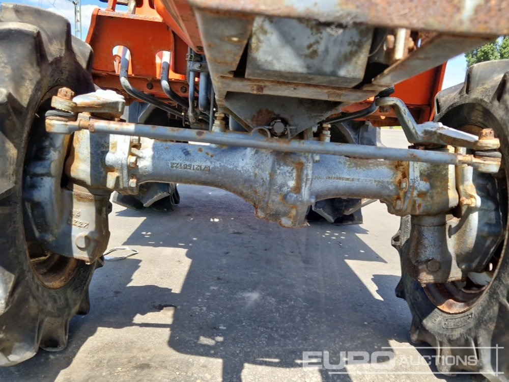 Mini tractor Kubota B40: foto 12