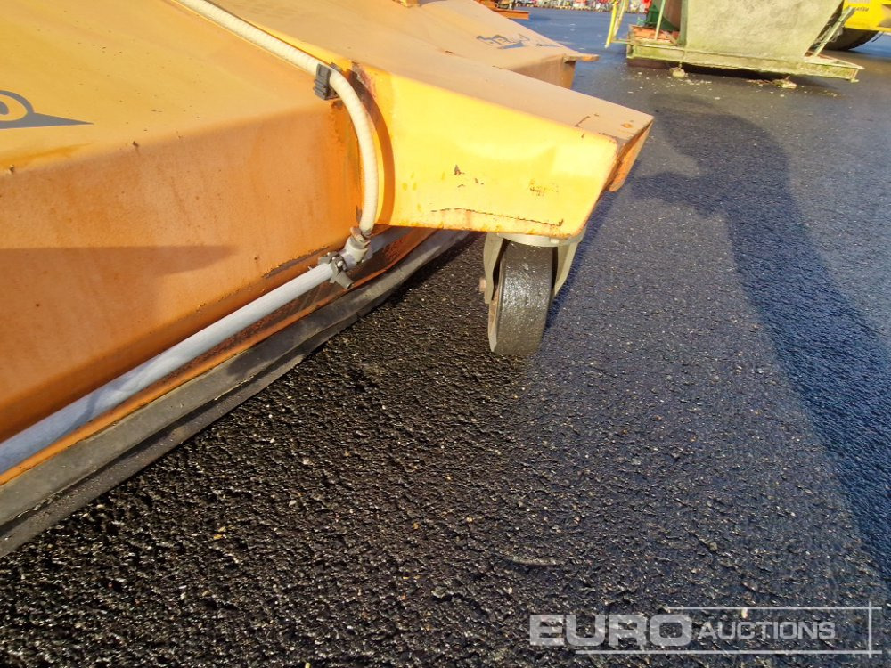 Sweeper to suit Wheeled Loader - Maquinaria agrícola: foto 5 Sweeper to suit Wheeled Loader - Maquinaria agrícola: foto 5