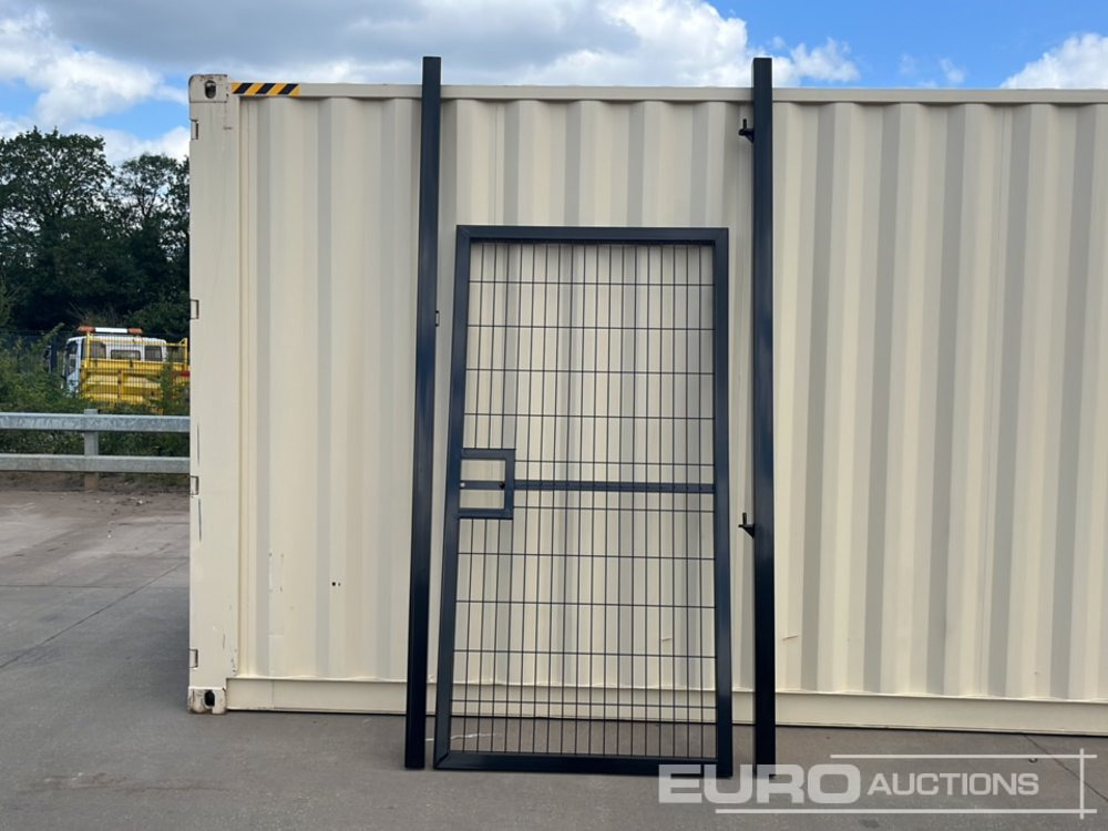 Unused 1.2m x 2.4m Pedestrian Gate, Heavy Duty Galvanized Powder Coated, 80mm x 80mm x 3m Post (2 of), Assembly Kit (Black) - Maquinaria agrícola: foto 2 Unused 1.2m x 2.4m Pedestrian Gate, Heavy Duty Galvanized Powder Coated, 80mm x 80mm x 3m Post (2 of), Assembly Kit (Black) - Maquinaria agrícola: foto 2