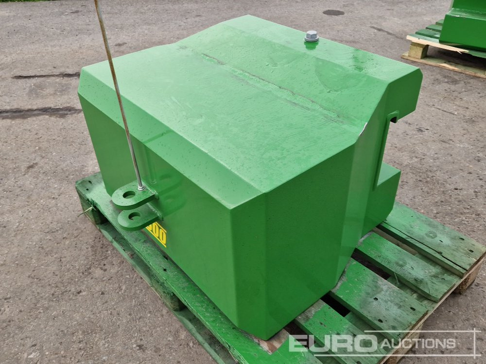 Unused 2025 John Deere 600kg Front Weights to suit John Deere Tractors, Metal Case with Towing Eye (Green) - Maquinaria agrícola: foto 1 Unused 2025 John Deere 600kg Front Weights to suit John Deere Tractors, Metal Case with Towing Eye (Green) - Maquinaria agrícola: foto 1