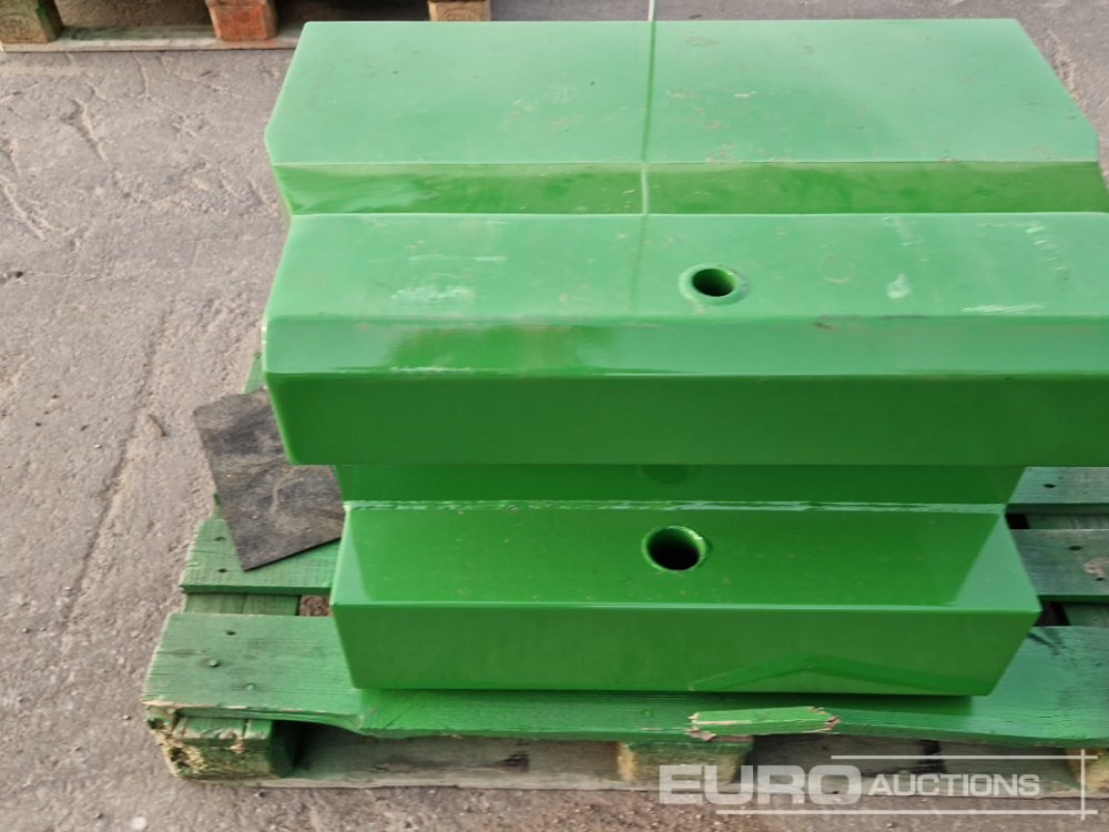 Unused 2025 John Deere 600kg Front Weights to suit John Deere Tractors, Metal Case with Towing Eye (Green) - Maquinaria agrícola: foto 5 Unused 2025 John Deere 600kg Front Weights to suit John Deere Tractors, Metal Case with Towing Eye (Green) - Maquinaria agrícola: foto 5