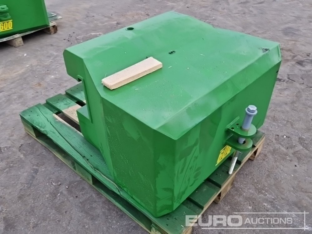 Unused 2025 John Deere 600kg Front Weights to suit John Deere Tractors, Metal Case with Towing Eye (Green) - Maquinaria agrícola: foto 4 Unused 2025 John Deere 600kg Front Weights to suit John Deere Tractors, Metal Case with Towing Eye (Green) - Maquinaria agrícola: foto 4