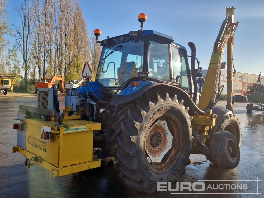 New Holland TS100 - Tractor: foto 5 New Holland TS100 - Tractor: foto 5