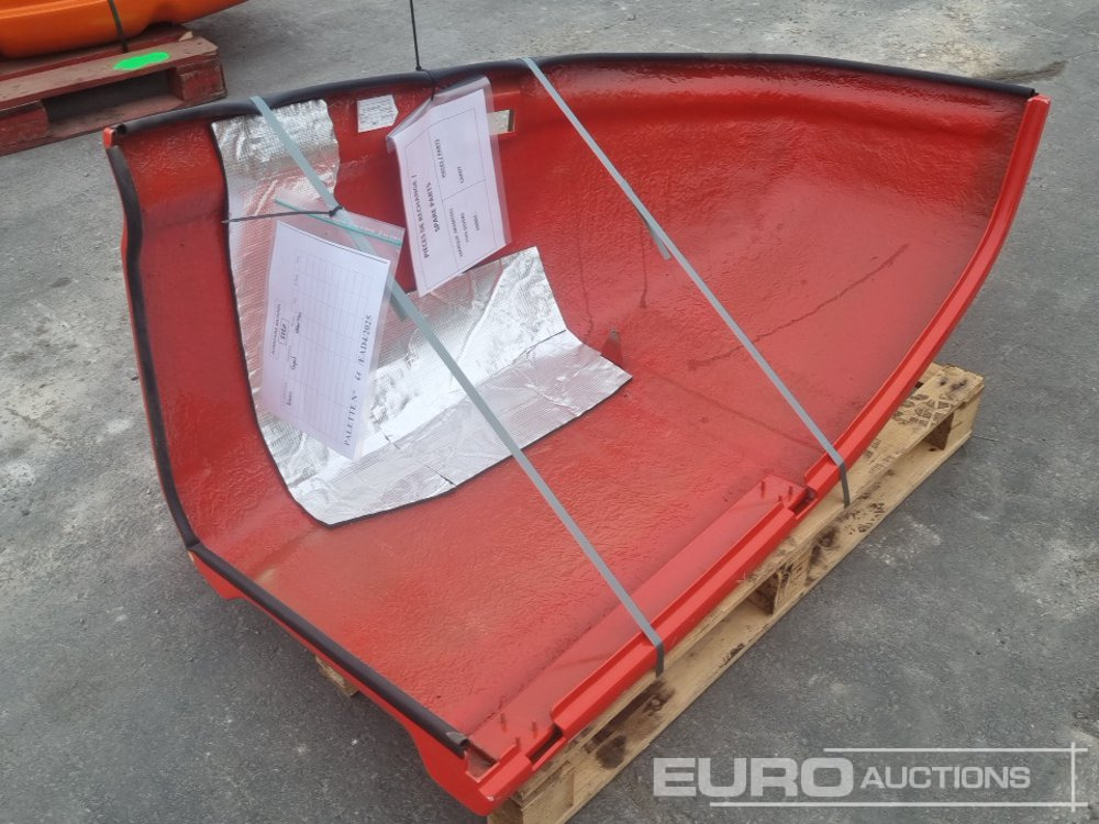 Bonnet to suit Manitou Manlift - Piezas de recambio: foto 2 Bonnet to suit Manitou Manlift - Piezas de recambio: foto 2