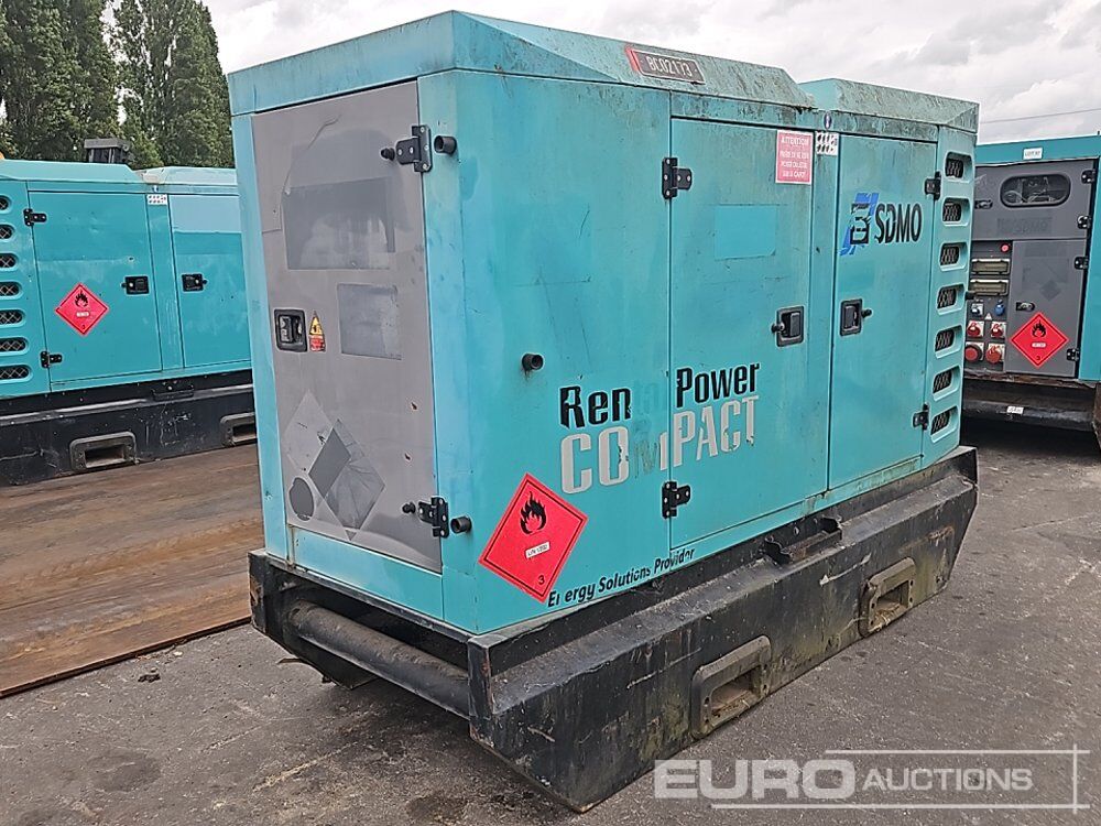 SDMO R110C3 - Generador industriale: foto 3 SDMO R110C3 - Generador industriale: foto 3