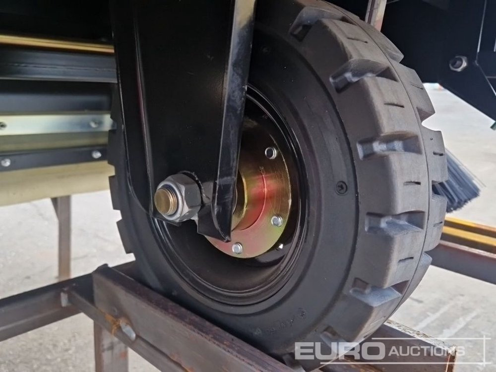 Barredora vial Unused 2025 Zvox 2000G: foto 7 Barredora vial Unused 2025 Zvox 2000G: foto 7