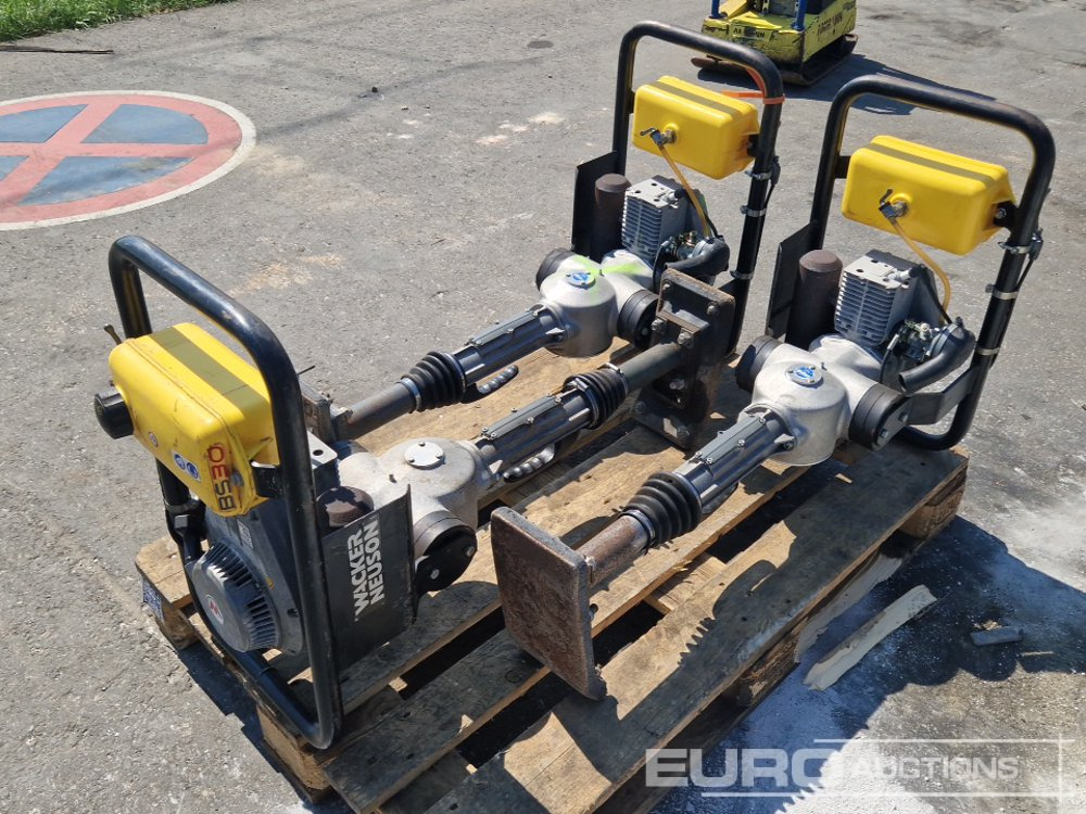 Wacker Neuson BS30 - Construcción de carreteras: foto 1 Wacker Neuson BS30 - Construcción de carreteras: foto 1