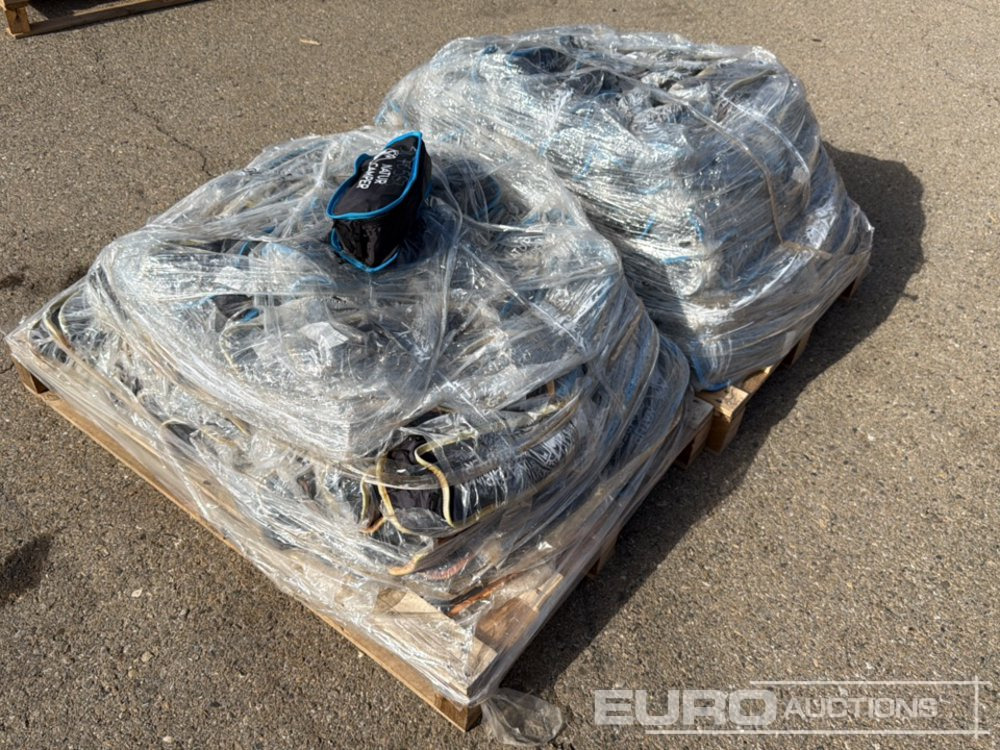 Pallet of Various Folding Camping Chair (2 of), Portable Ligth (2 of) - Equipo de construcción: foto 4 Pallet of Various Folding Camping Chair (2 of), Portable Ligth (2 of) - Equipo de construcción: foto 4