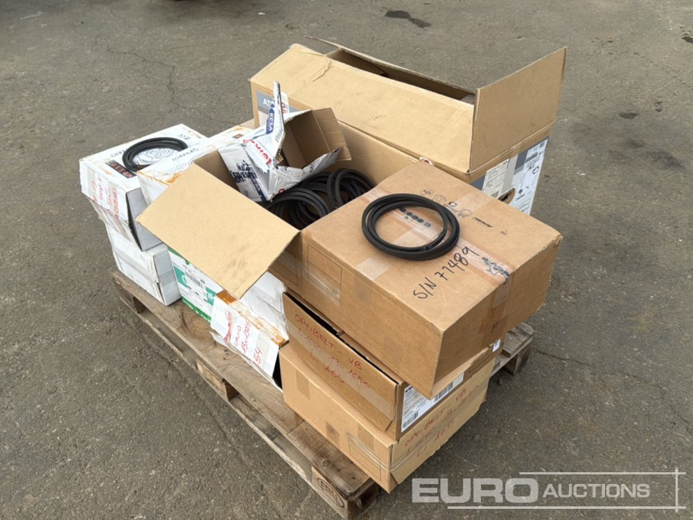 Pallet of Various Timing Belts - Equipo de construcción: foto 1 Pallet of Various Timing Belts - Equipo de construcción: foto 1