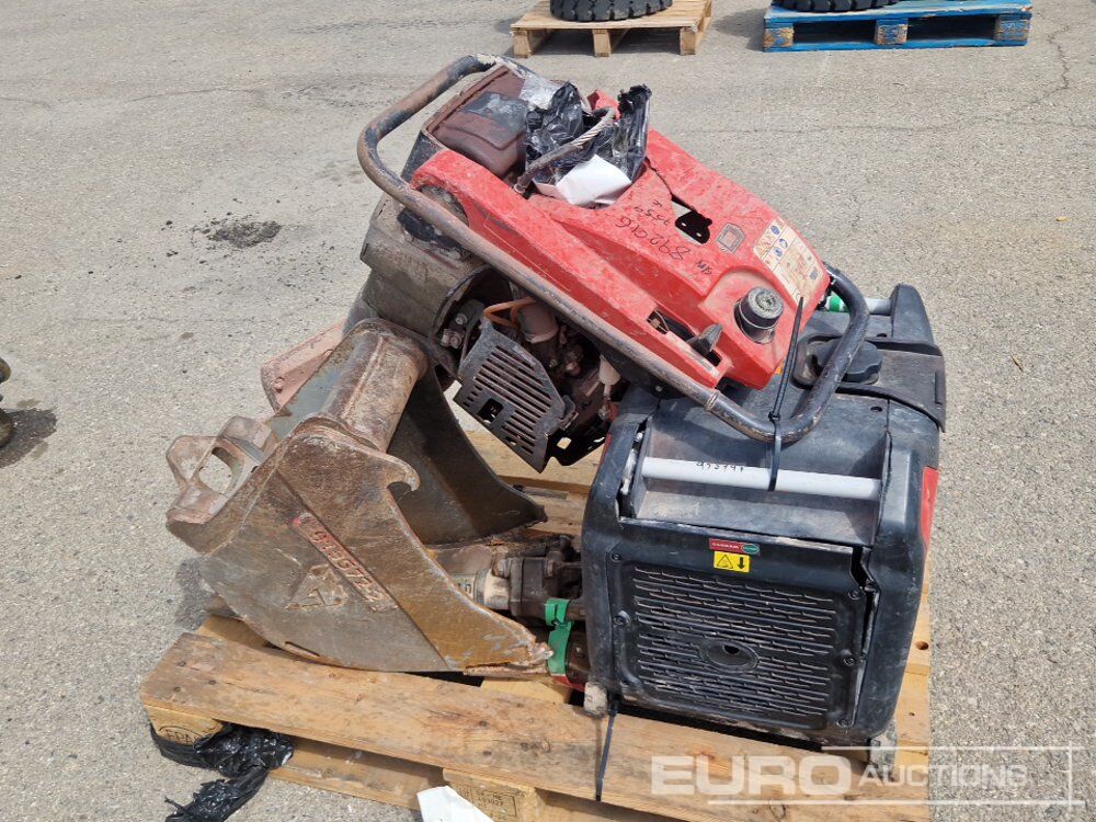 Wacker neuson Compact Plate, Digging Bucket, 230V Generator - Equipo de construcción: foto 1 Wacker neuson Compact Plate, Digging Bucket, 230V Generator - Equipo de construcción: foto 1