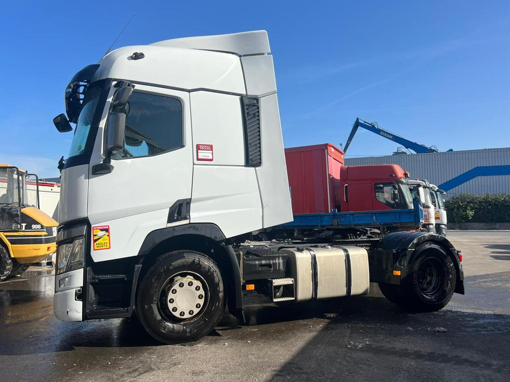 Tracteur routier Renault T460 DL-513-DA - Cabeza tractora: foto 2 Tracteur routier Renault T460 DL-513-DA - Cabeza tractora: foto 2