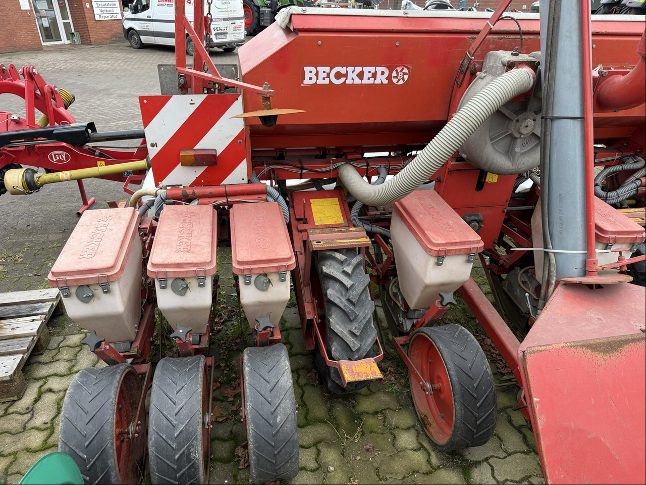 Becker Aeromat T 8-Reihig - Sembradora: foto 4 Becker Aeromat T 8-Reihig - Sembradora: foto 4