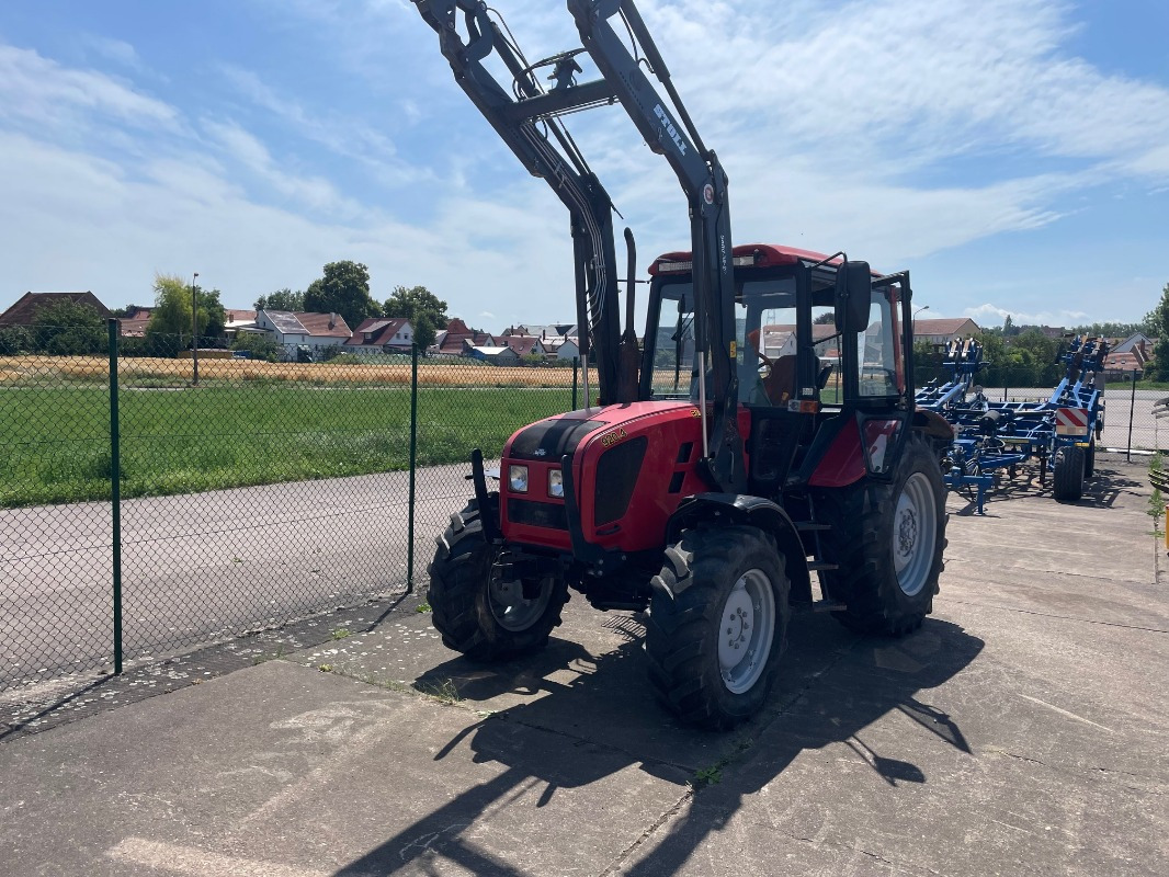 Belarus 920.4 - Tractor: foto 1 Belarus 920.4 - Tractor: foto 1