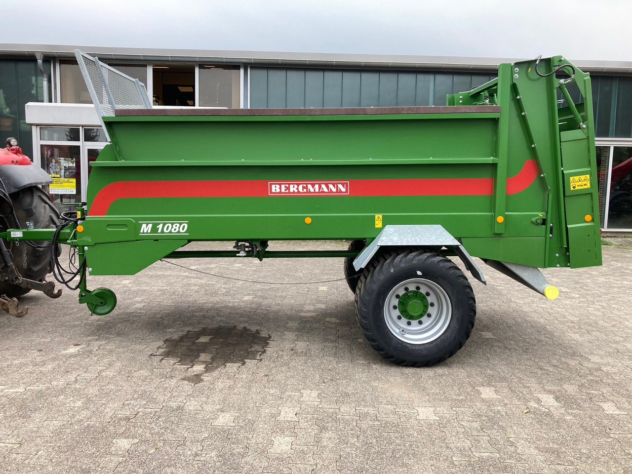 Bergmann Dungstreuer M 1080 SW - Esparcidor de fertilizantes: foto 1 Bergmann Dungstreuer M 1080 SW - Esparcidor de fertilizantes: foto 1