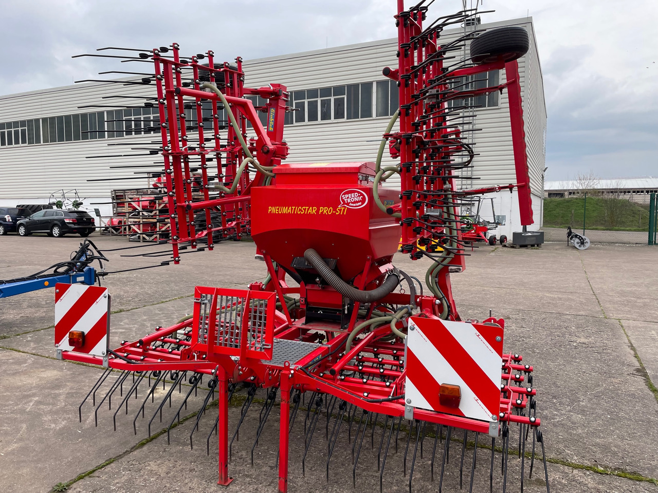 Einböck Pneumaticstar Pro 600 STI - Maquinaria de siembra: foto 1 Einböck Pneumaticstar Pro 600 STI - Maquinaria de siembra: foto 1