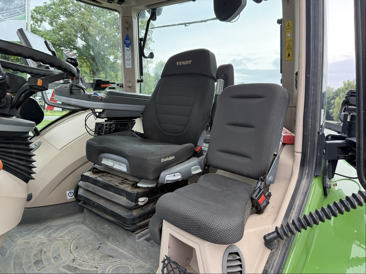 Fendt 1042 Vario Gen2 ProfiPlus - Tractor: foto 2 Fendt 1042 Vario Gen2 ProfiPlus - Tractor: foto 2