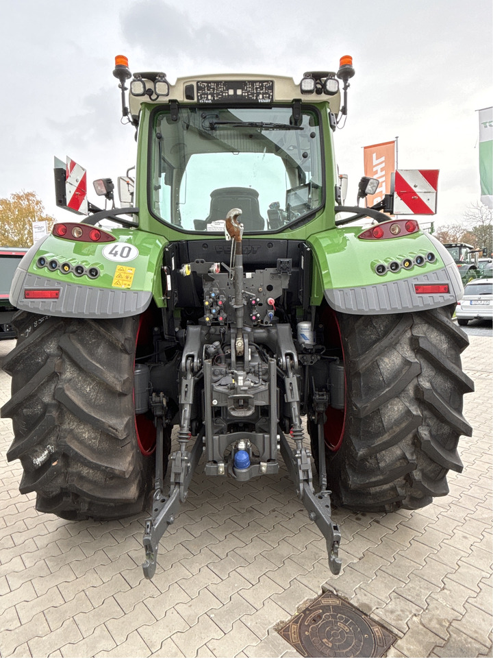 Fendt 718 Vario Gen6 PowerPlus - Tractor: foto 3 Fendt 718 Vario Gen6 PowerPlus - Tractor: foto 3