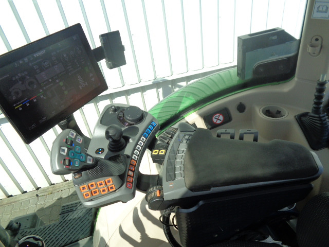 Fendt 724 Vario Gen6 Power Setting 2 - Tractor: foto 5 Fendt 724 Vario Gen6 Power Setting 2 - Tractor: foto 5