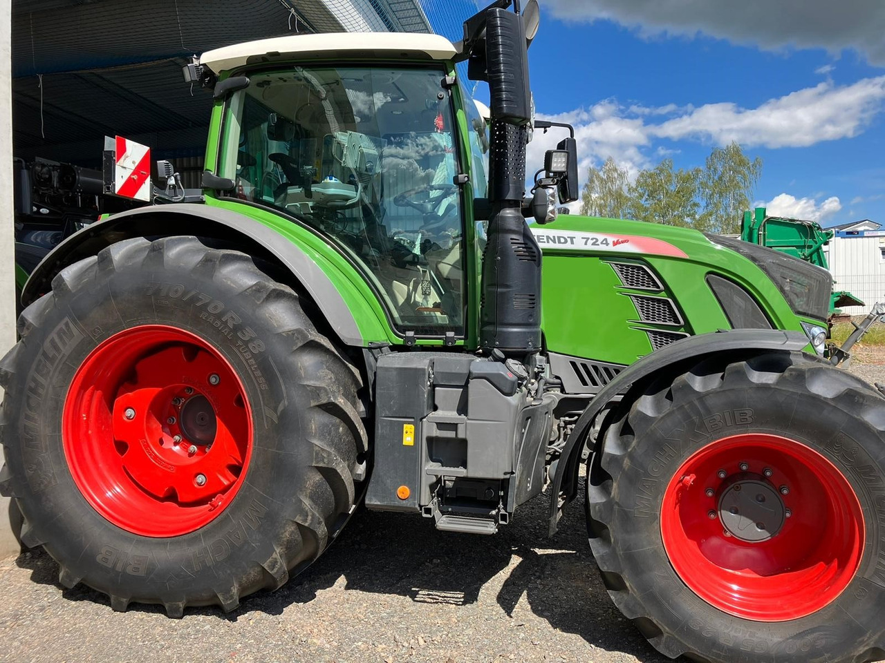 Fendt 724 Vario S4 Profi - Tractor: foto 1 Fendt 724 Vario S4 Profi - Tractor: foto 1