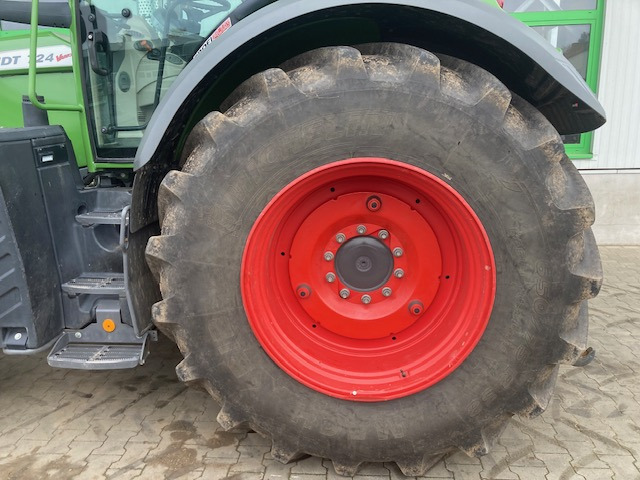 Tractor Fendt 724 Vario S4 Profi: foto 8