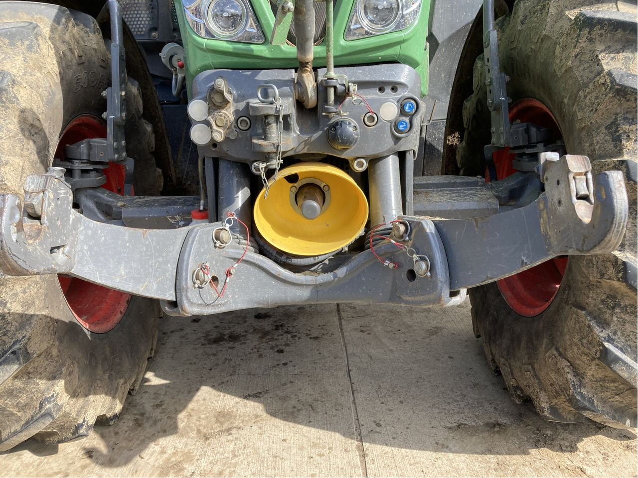 Fendt 724 Vario SCR - Tractor: foto 3 Fendt 724 Vario SCR - Tractor: foto 3