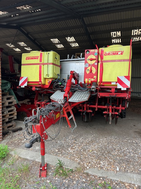 Grimme Kartoffellegemaschine GB 430 - Maquinaria de siembra: foto 1 Grimme Kartoffellegemaschine GB 430 - Maquinaria de siembra: foto 1