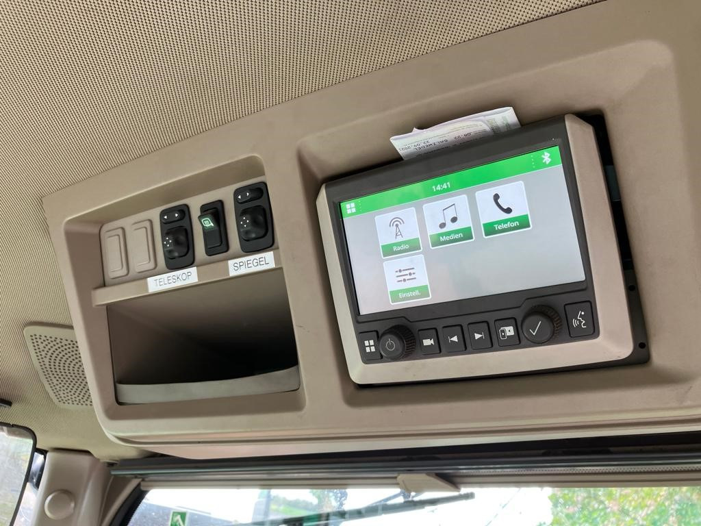 John Deere 7R 330 - Tractor: foto 5 John Deere 7R 330 - Tractor: foto 5