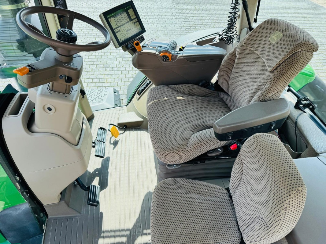 John Deere 8270R - Tractor: foto 5 John Deere 8270R - Tractor: foto 5