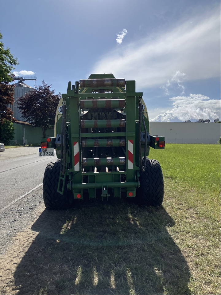 Krone Big Pack 890 XC - Empacadora de pacas cuadradas: foto 4 Krone Big Pack 890 XC - Empacadora de pacas cuadradas: foto 4