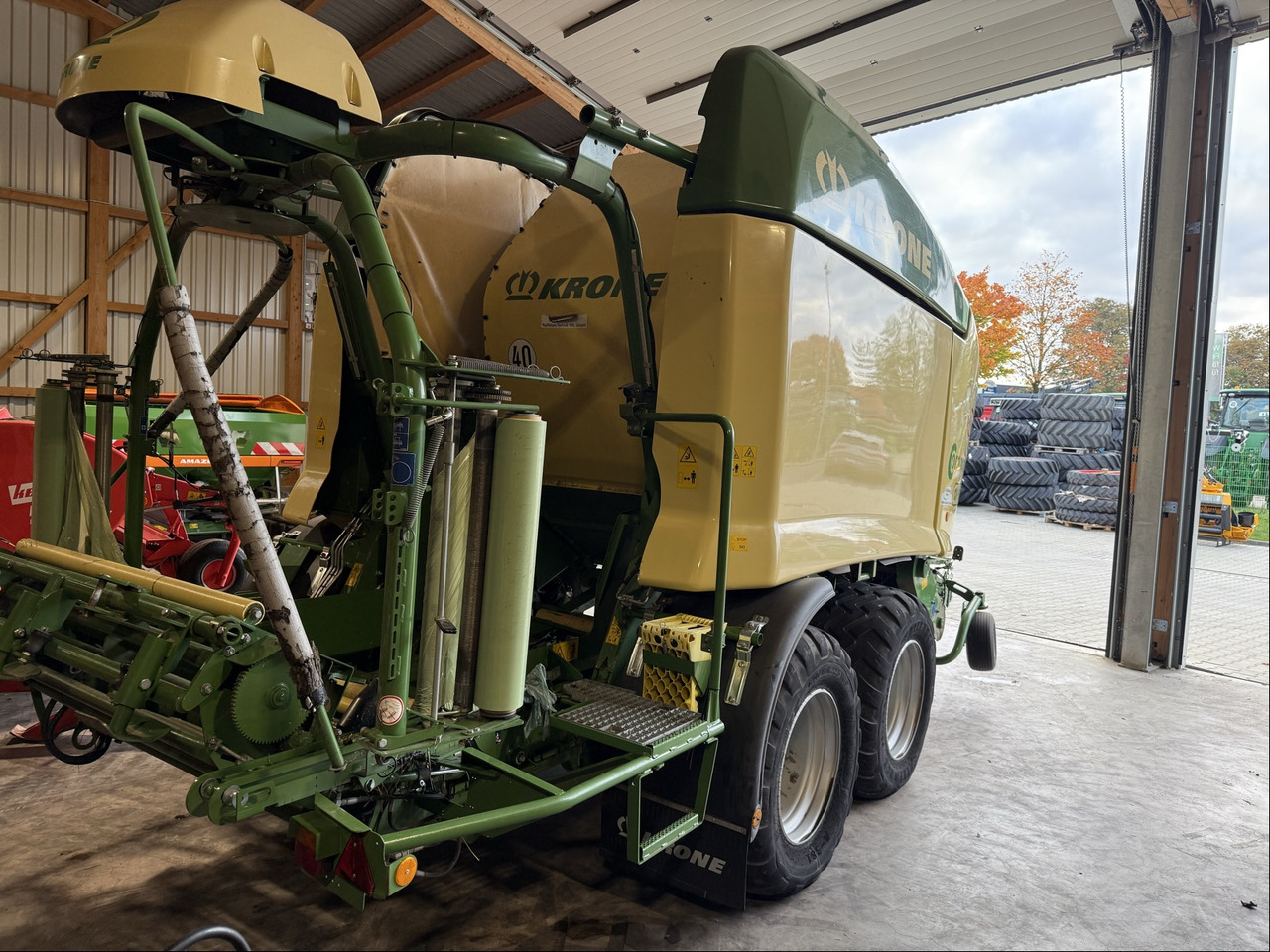 Krone Comprima CV150 XC Presskombina - Maquinaria de henificación: foto 5 Krone Comprima CV150 XC Presskombina - Maquinaria de henificación: foto 5