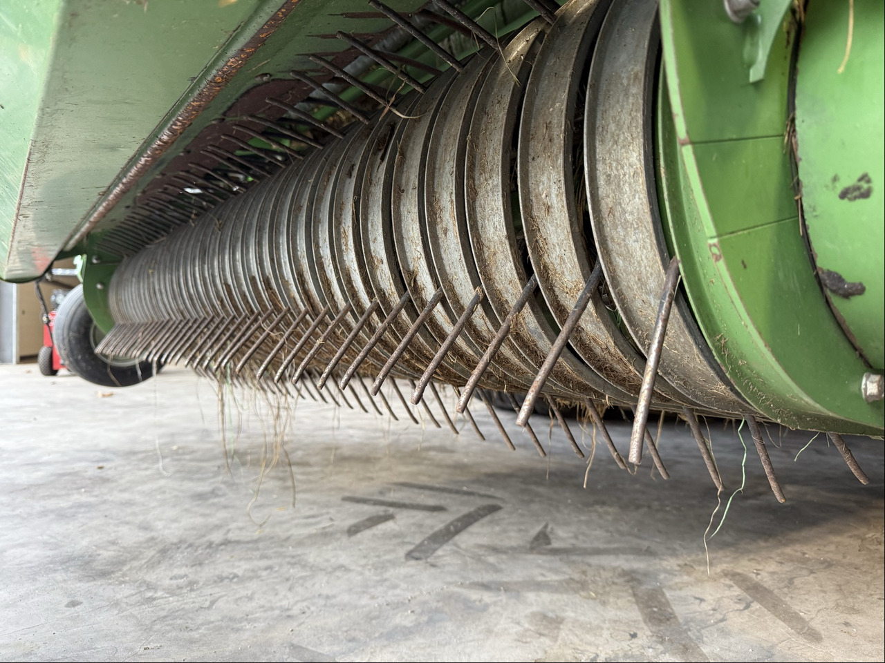 Krone Comprima CV150 XC Presskombina - Maquinaria de henificación: foto 3 Krone Comprima CV150 XC Presskombina - Maquinaria de henificación: foto 3