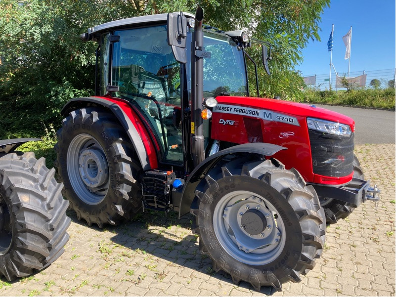 Massey Ferguson 4710 M Cab Essential Dyna 2 - Tractor: foto 1 Massey Ferguson 4710 M Cab Essential Dyna 2 - Tractor: foto 1