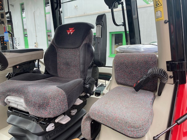 Massey Ferguson 7716 Dyna-6 - Tractor: foto 5 Massey Ferguson 7716 Dyna-6 - Tractor: foto 5