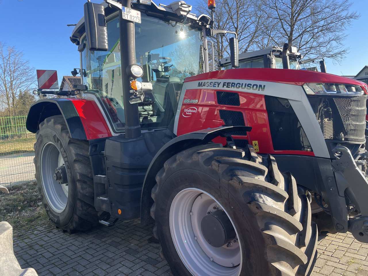 Tractor Massey Ferguson 8S.265 Dyna-VT EXCLUSIVE: foto 1