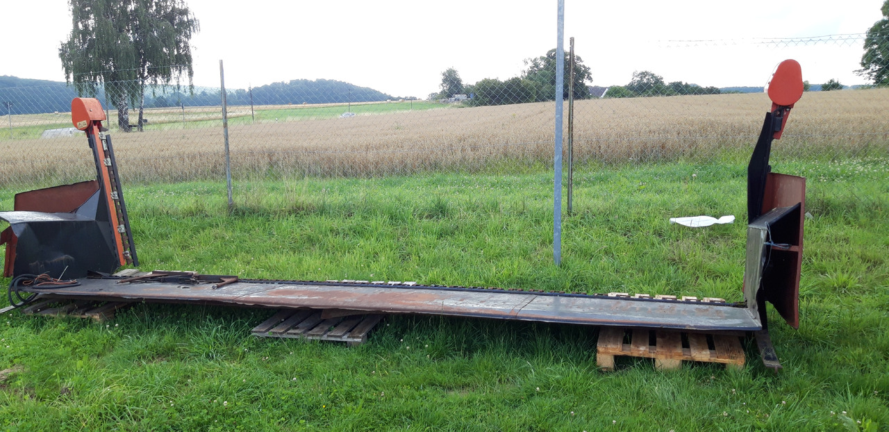 Massey Ferguson Beta 7260 - Cosechadora de granos: foto 2 Massey Ferguson Beta 7260 - Cosechadora de granos: foto 2