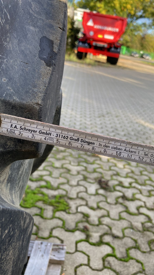 Michelin 650/65R34 710/75R42 - Neumáticos y llantas: foto 3 Michelin 650/65R34 710/75R42 - Neumáticos y llantas: foto 3