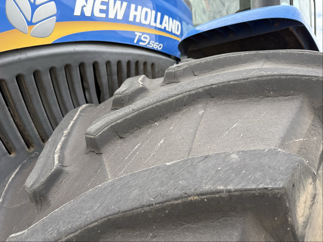 Tractor New Holland T9.560: foto 16