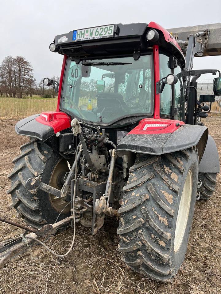 Valtra A 95 - Tractor: foto 4 Valtra A 95 - Tractor: foto 4