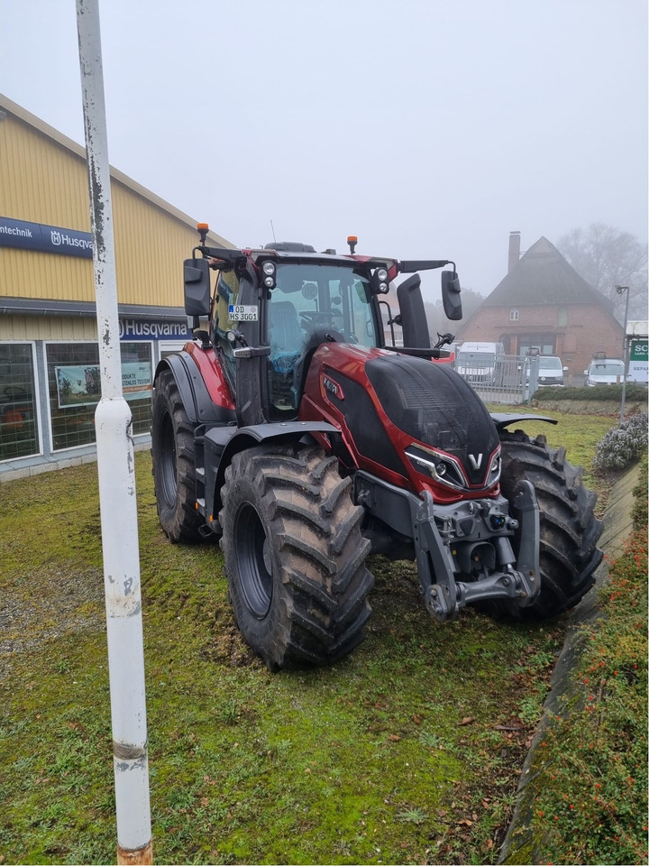 Valtra Q 265 - Tractor: foto 1 Valtra Q 265 - Tractor: foto 1