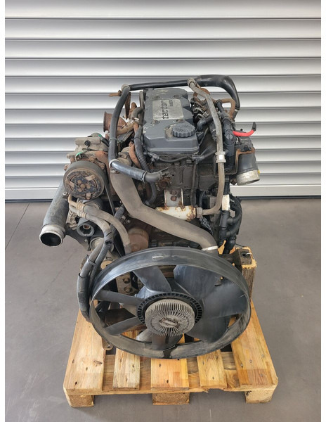 Iveco F4AE0481 EUROCARGO TECTOR 4 EURO 3 - Motor para Camión: foto 1 Iveco F4AE0481 EUROCARGO TECTOR 4 EURO 3 - Motor para Camión: foto 1