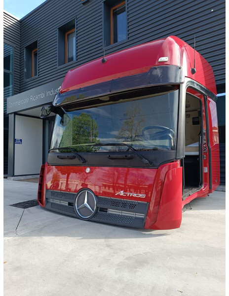 Mercedes-Benz ACTROS MP4 - Cabina e interior para Camión: foto 5 Mercedes-Benz ACTROS MP4 - Cabina e interior para Camión: foto 5